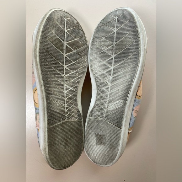 Vionic Beach | Size 8.5 Women’s All Over Print Pismo Canvas Sneakers - Picture 6 of 6
